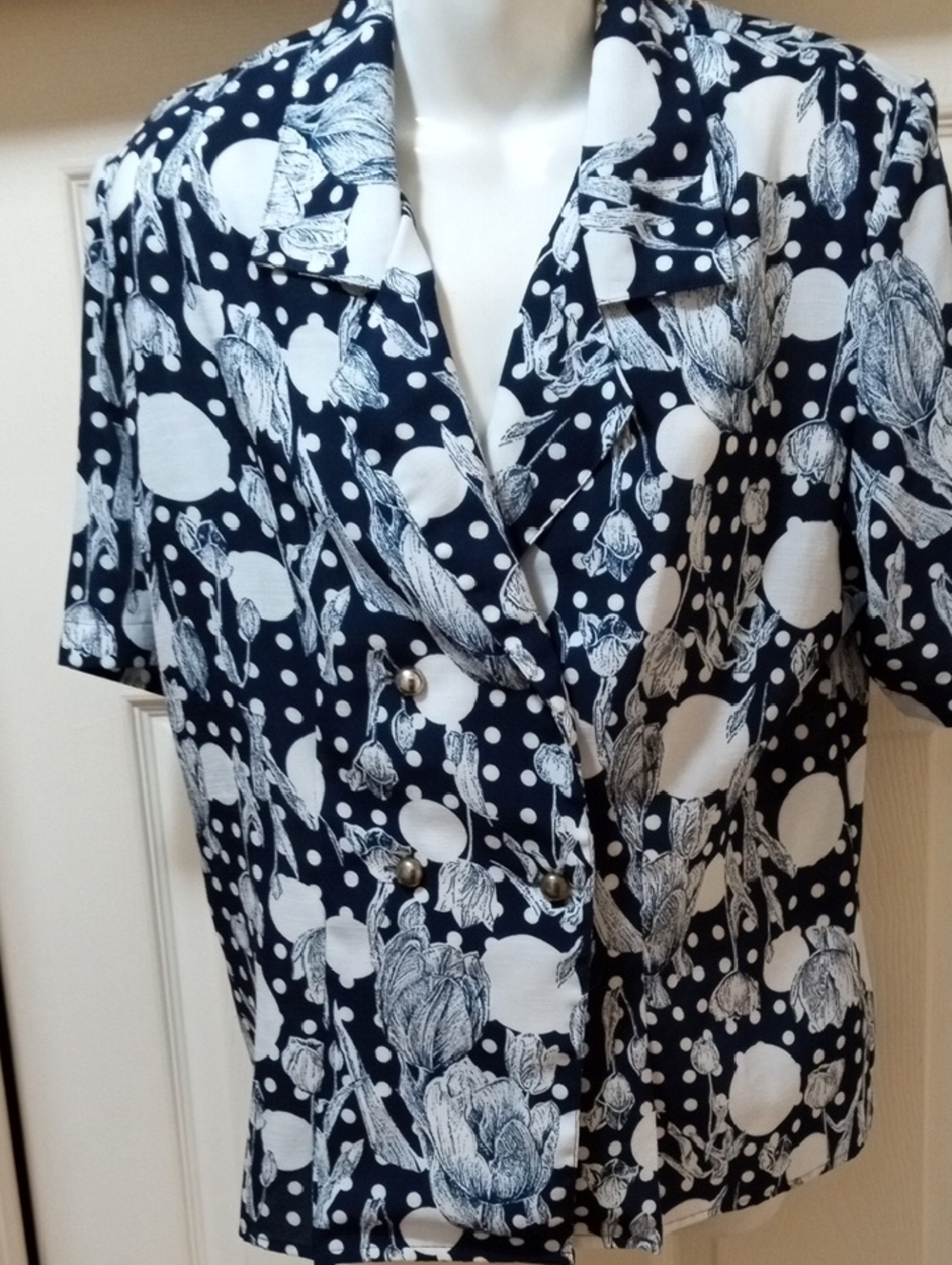 💲2 DOLLARS▶ BUSINESS WOMEN Navy and White Floral Polka Dot Blazer